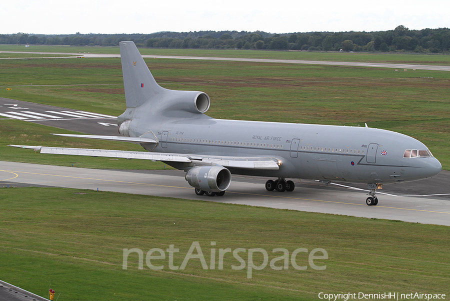 Royal Air Force Lockheed L-1011-385-3 TriStar 500 (ZE704) | Photo 392384