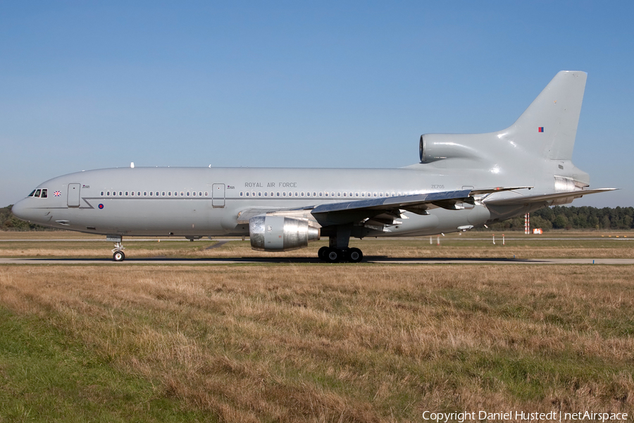 Royal Air Force Lockheed L-1011-385-3 TriStar 500 (ZE705) | Photo 529459
