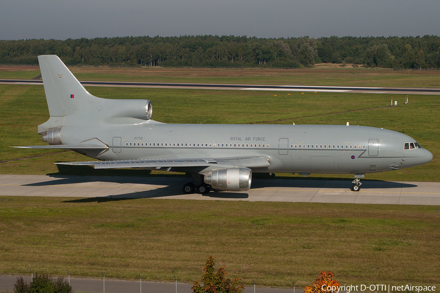 Royal Air Force Lockheed L-1011-385-3 TriStar 500 (ZE706) | Photo 209435