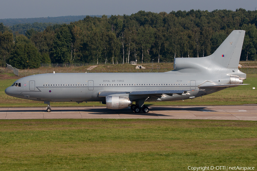 Royal Air Force Lockheed L-1011-385-3 TriStar 500 (ZE706) | Photo 209436