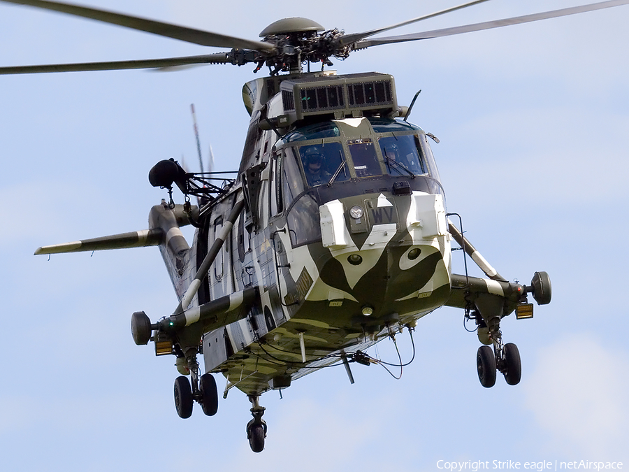 Royal Navy Westland Sea King HC.4 (ZF115) | Photo 7830