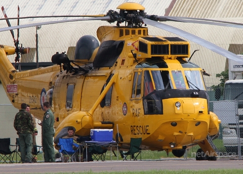 Royal Air Force Westland Sea King HAR.3 (ZH542) at  RAF Fairford, United Kingdom