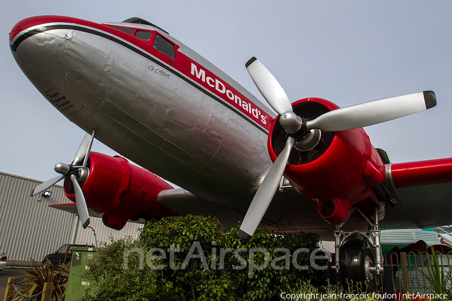 (Private) Douglas C-47A Skytrain (ZK-CAW) | Photo 135115