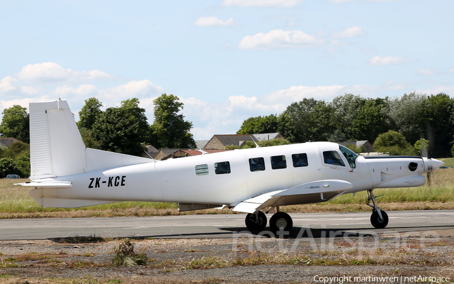 Hinton Skydiving Centre Pacific Aerospace 750XL (ZK-KCE) | Photo 332014