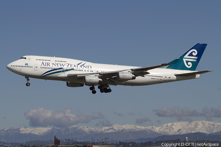 Air New Zealand Boeing 747-419 (ZK-NBT) | Photo 334865