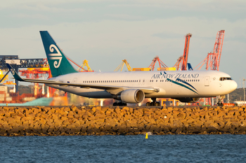 Air New Zealand Boeing 767-319(ER) (ZK-NCK) at  Sydney - Kingsford Smith International, Australia