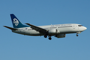Air New Zealand Boeing 737-319 (ZK-NGH) at  Auckland - International, New Zealand