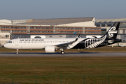 Air New Zealand Airbus A321-271NX (ZK-NND) at  Hamburg - Finkenwerder, Germany