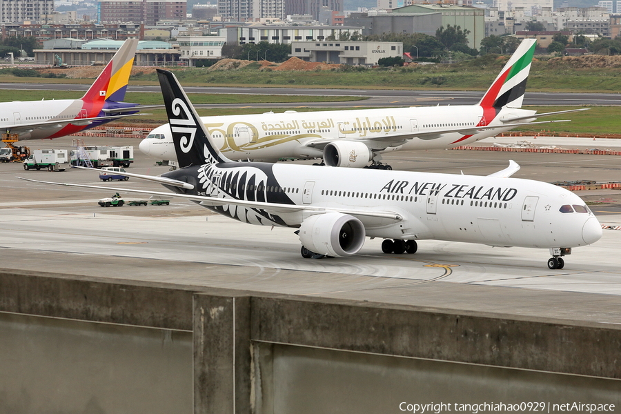 Air New Zealand Boeing 787-9 Dreamliner (ZK-NZC) | Photo 486740