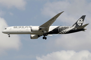 Air New Zealand Boeing 787-9 Dreamliner (ZK-NZD) at  Singapore - Changi, Singapore