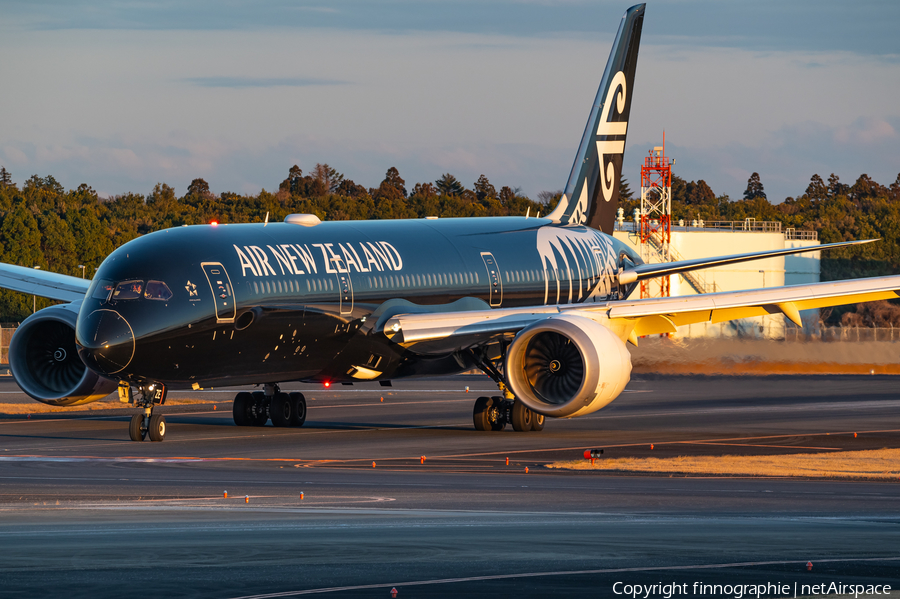 Air New Zealand Boeing 787-9 Dreamliner (ZK-NZE) | Photo 607515