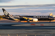 Air New Zealand Boeing 787-9 Dreamliner (ZK-NZE) at  Tokyo - Narita International, Japan