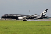 Air New Zealand Boeing 787-9 Dreamliner (ZK-NZE) at  Taipei - Taoyuan, Taiwan