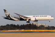 Air New Zealand Boeing 787-9 Dreamliner (ZK-NZH) at  Tokyo - Narita International, Japan