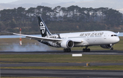 Air New Zealand Boeing 787-9 Dreamliner (ZK-NZI) at  Auckland - International, New Zealand