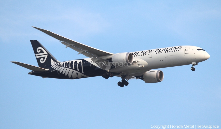 Air New Zealand Boeing 787-9 Dreamliner (ZK-NZL) | Photo 408580