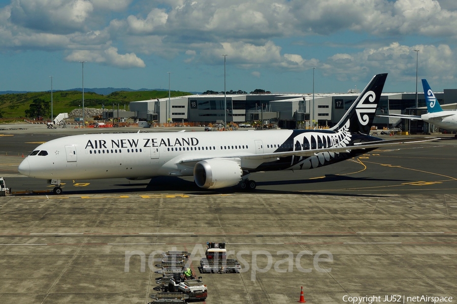 Air New Zealand Boeing 787-9 Dreamliner (ZK-NZM) | Photo 202239