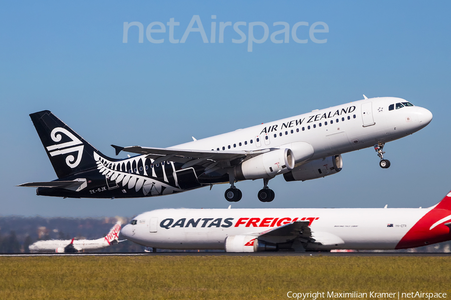 Air New Zealand Airbus A320-232 (ZK-OJK) | Photo 390413
