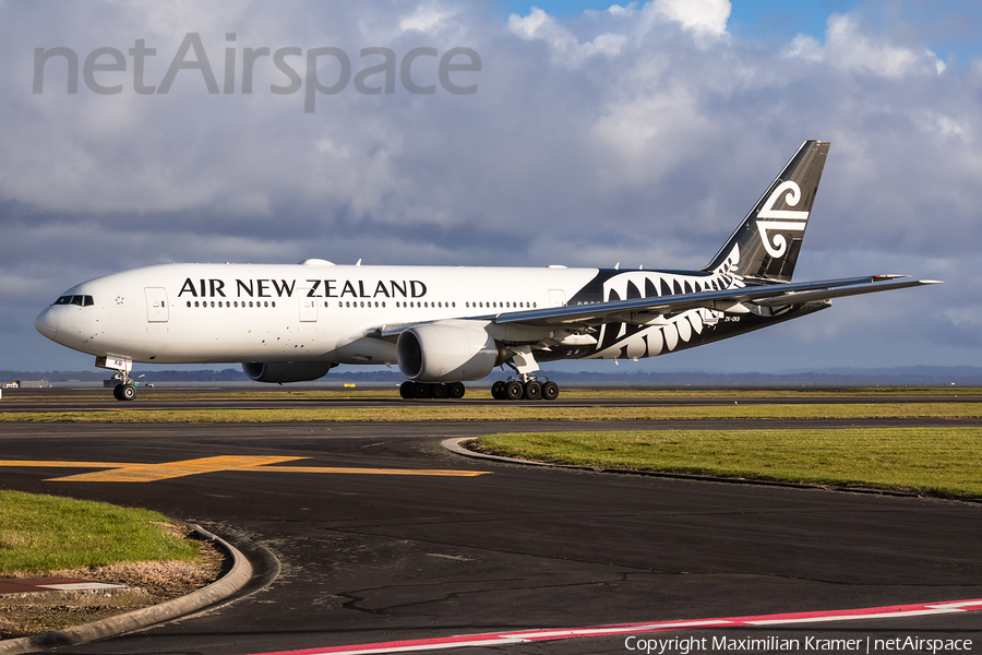 Air New Zealand Boeing 777-219(ER) (ZK-OKB) | Photo 391969