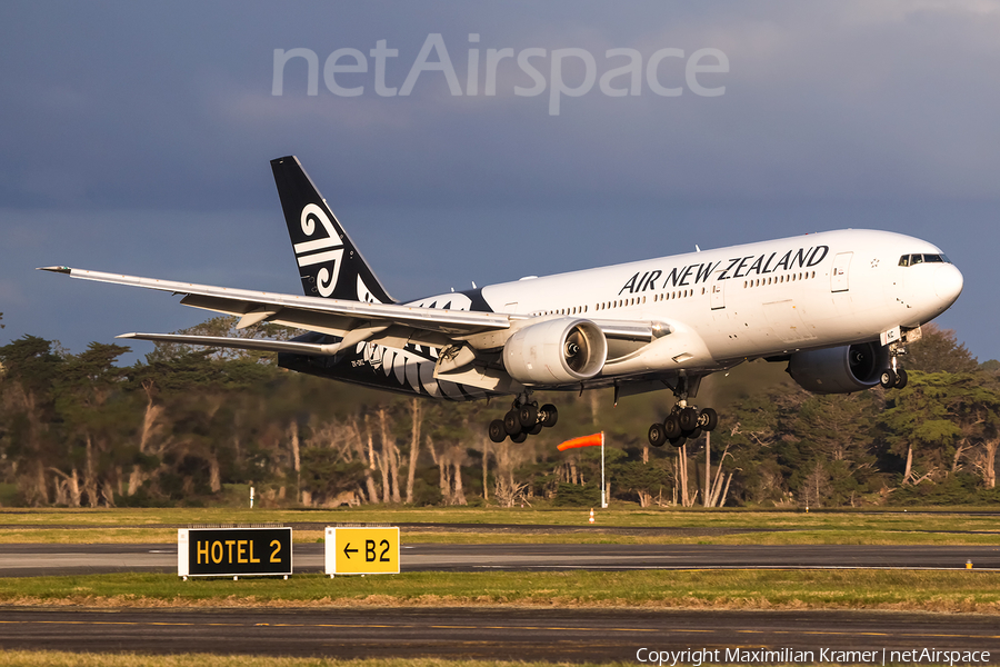 Air New Zealand Boeing 777-219(ER) (ZK-OKC) | Photo 391871
