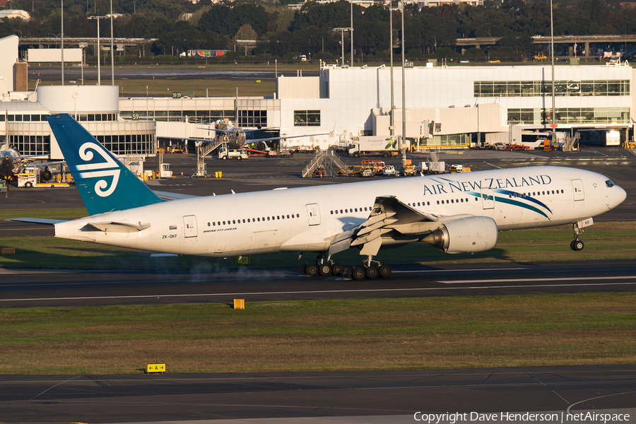 Air New Zealand Boeing 777-219(ER) (ZK-OKF) | Photo 58196