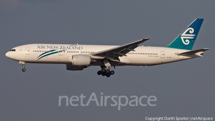 Air New Zealand Boeing 777-219(ER) (ZK-OKH) | Photo 205679