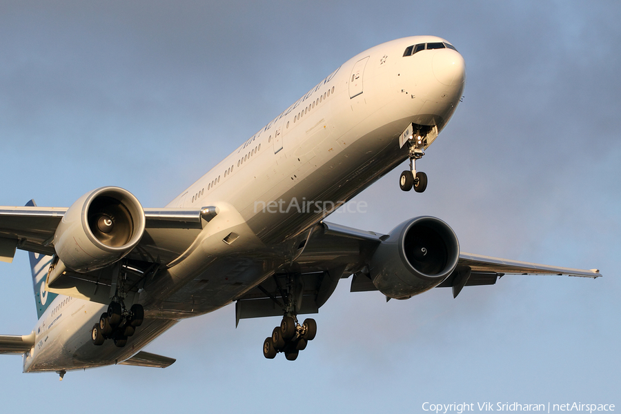 Air New Zealand Boeing 777-319(ER) (ZK-OKM) | Photo 7937