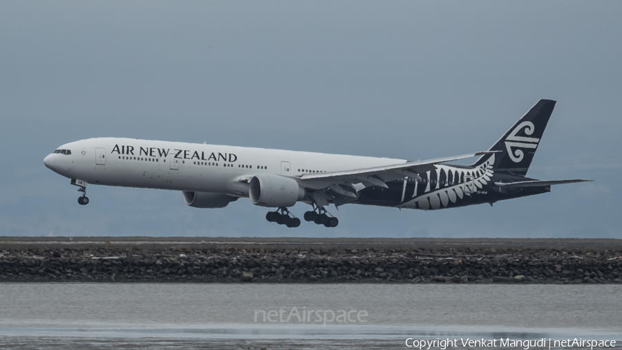 Air New Zealand Boeing 777-319(ER) (ZK-OKM) | Photo 168590