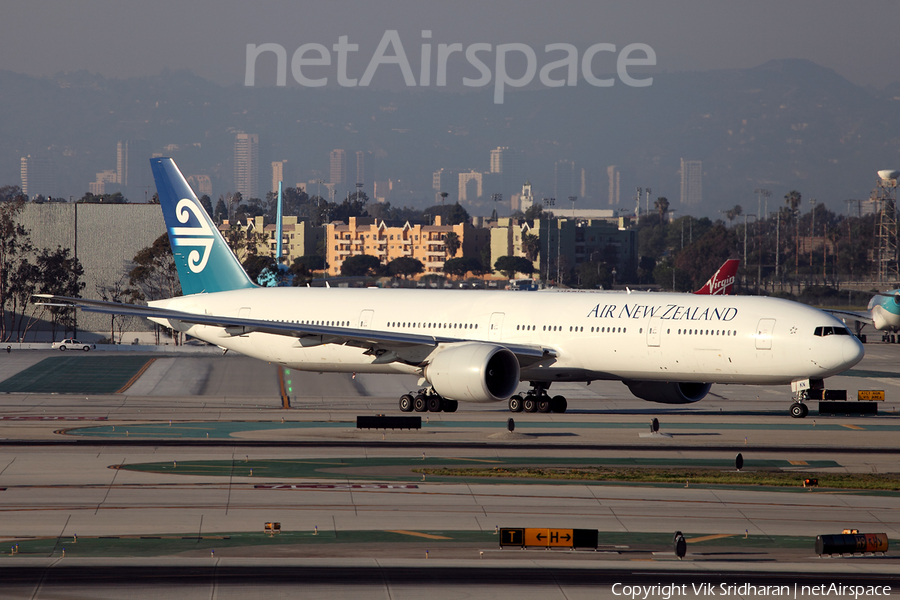 Air New Zealand Boeing 777-319(ER) (ZK-OKN) | Photo 67704