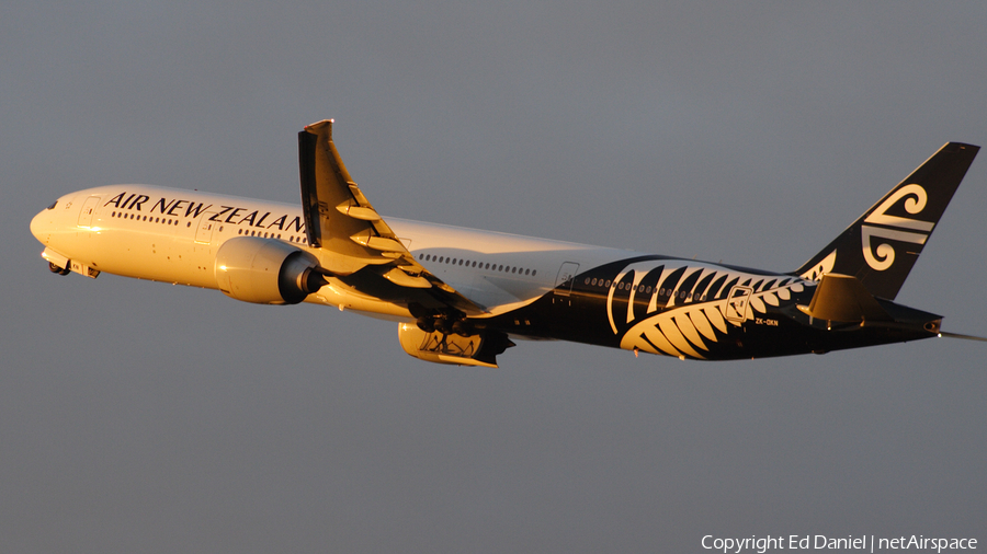 Air New Zealand Boeing 777-319(ER) (ZK-OKN) | Photo 199477