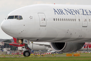 Air New Zealand Boeing 777-319(ER) (ZK-OKN) at  London - Heathrow, United Kingdom