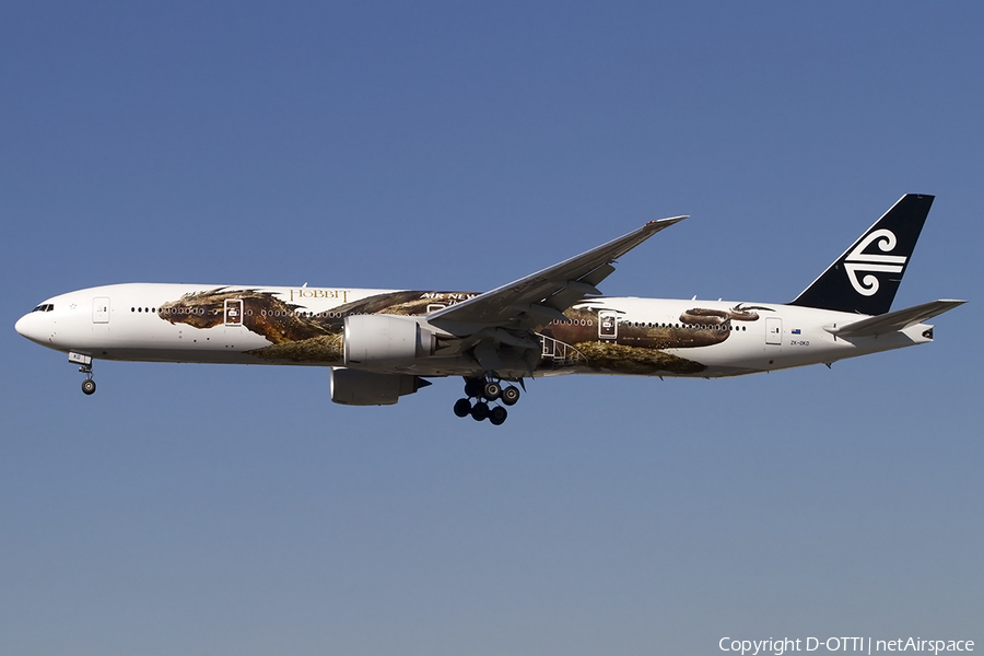 Air New Zealand Boeing 777-319(ER) (ZK-OKO) | Photo 457468