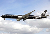 Air New Zealand Boeing 777-319(ER) (ZK-OKO) at  London - Heathrow, United Kingdom