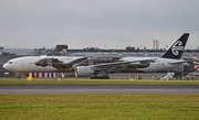 Air New Zealand Boeing 777-319(ER) (ZK-OKO) at  London - Heathrow, United Kingdom