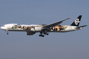 Air New Zealand Boeing 777-319(ER) (ZK-OKP) at  Los Angeles - International, United States