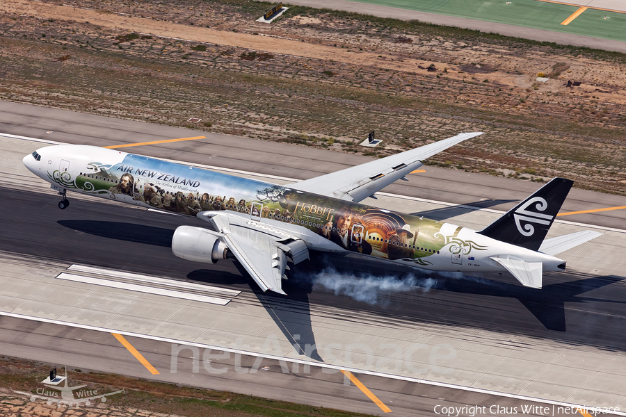 Air New Zealand Boeing 777-319(ER) (ZK-OKP) | Photo 339553