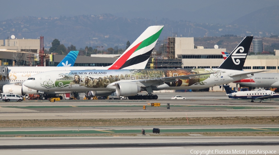 Air New Zealand Boeing 777-319(ER) (ZK-OKP) | Photo 408589