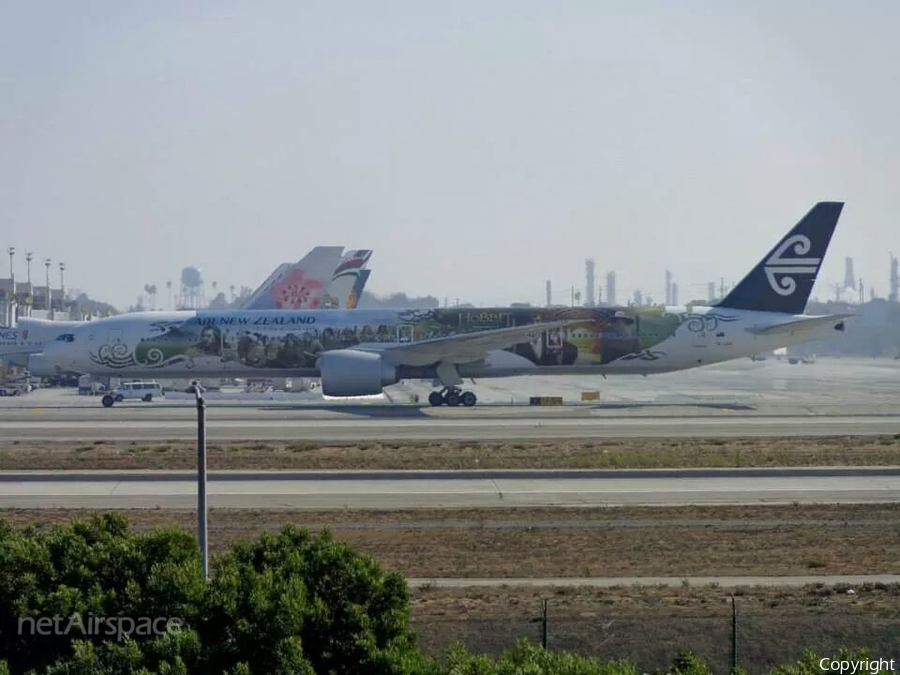 Air New Zealand Boeing 777-319(ER) (ZK-OKP) | Photo 59180