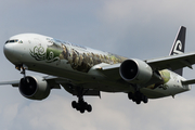 Air New Zealand Boeing 777-319(ER) (ZK-OKP) at  London - Heathrow, United Kingdom