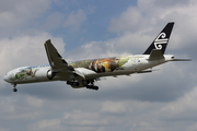Air New Zealand Boeing 777-319(ER) (ZK-OKP) at  London - Heathrow, United Kingdom