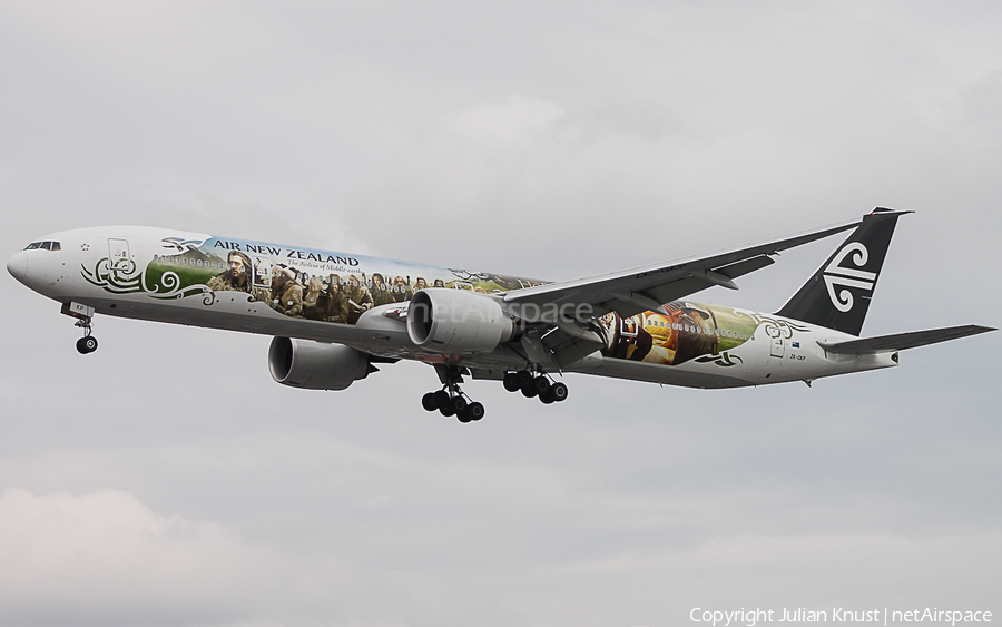 Air New Zealand Boeing 777-319(ER) (ZK-OKP) | Photo 89148