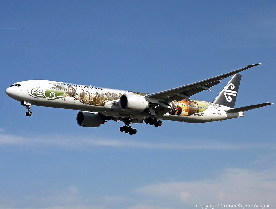 Air New Zealand Boeing 777-319(ER) (ZK-OKP) | Photo 93750