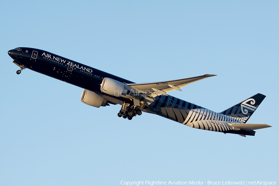 Air New Zealand Boeing 777-319(ER) (ZK-OKQ) | Photo 101795