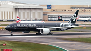 Air New Zealand Boeing 777-319(ER) (ZK-OKQ) at  London - Heathrow, United Kingdom