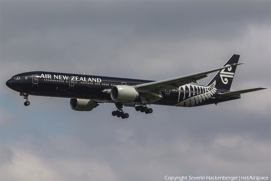 Air New Zealand Boeing 777-319(ER) (ZK-OKQ) | Photo 169948