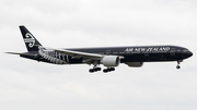 Air New Zealand Boeing 777-319(ER) (ZK-OKQ) at  London - Heathrow, United Kingdom