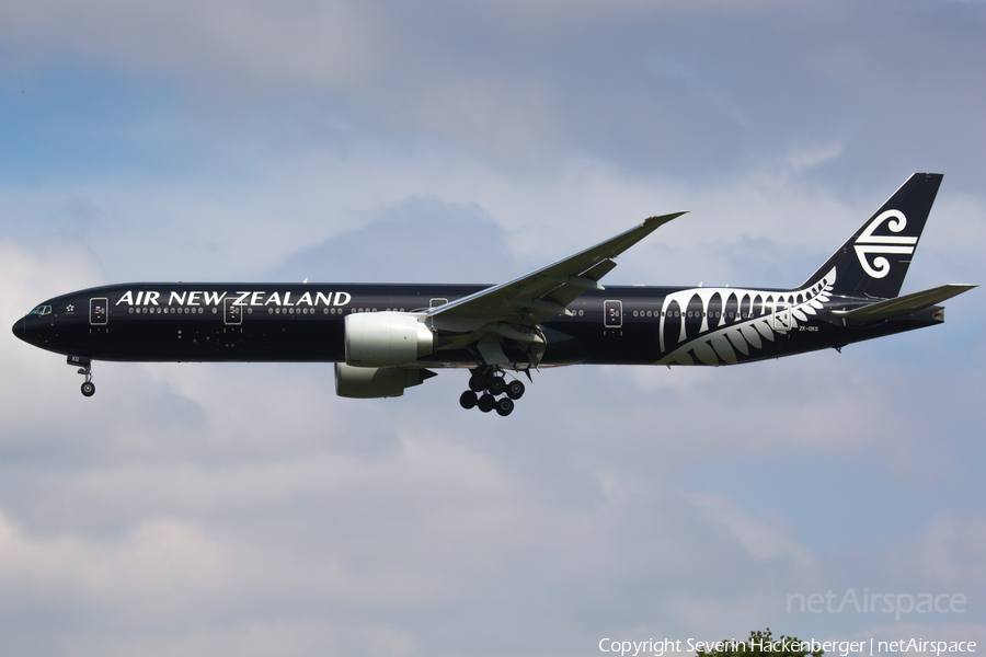 Air New Zealand Boeing 777-319(ER) (ZK-OKQ) | Photo 205186