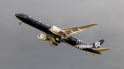 Air New Zealand Boeing 777-319(ER) (ZK-OKQ) at  London - Heathrow, United Kingdom