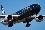 Air New Zealand Boeing 777-319(ER) (ZK-OKQ) at  London - Heathrow, United Kingdom