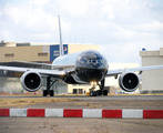 Air New Zealand Boeing 777-319(ER) (ZK-OKQ) at  London - Heathrow, United Kingdom